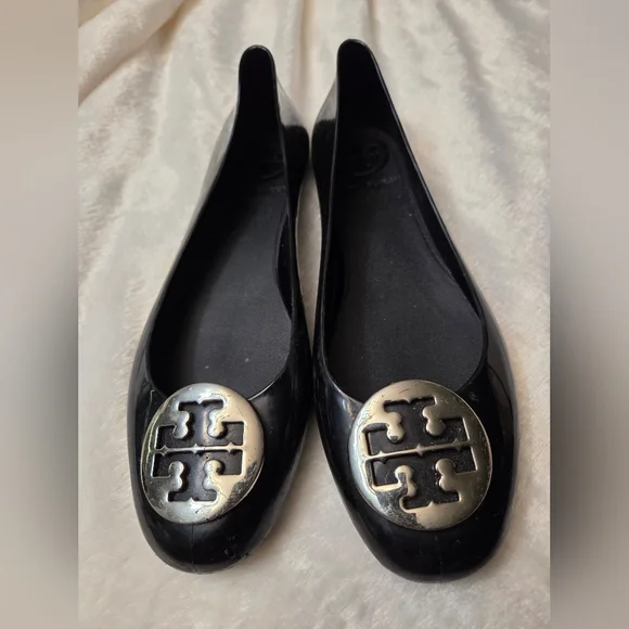 Tory Burch Rubber Flats - Picture 2 of 9